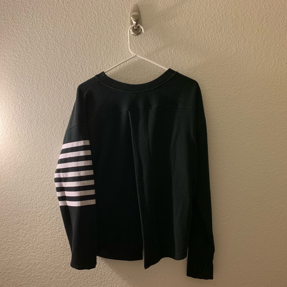Victoria Secret Black Workout Sweater M - Picture 3 of 4